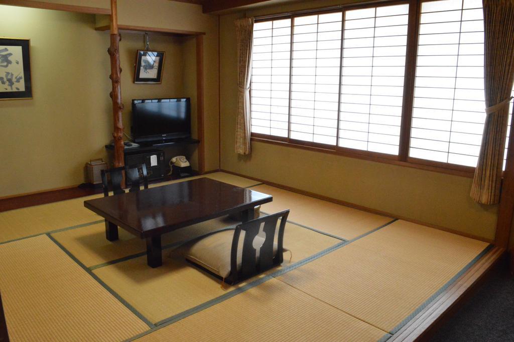 Yumotoya Hotel Matsumoto Værelse billede